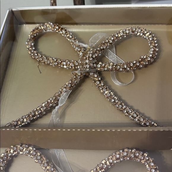 OPEN BOX READ NIB Christian Siriano Gold Rhinestone Bow Christmas Tree Ornaments - Picture 2 of 12